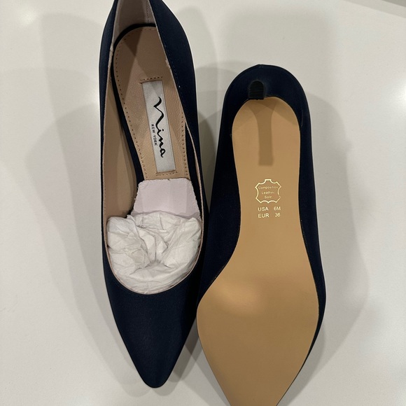 New Nina Women's Navy Blue mid-heel Pumps Sz 6 - Picture 4 of 5